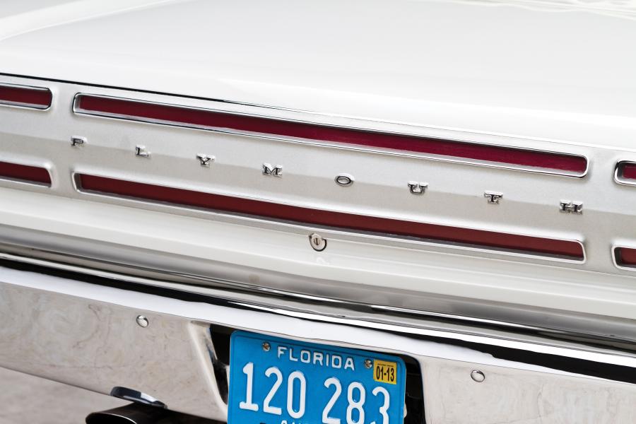  Plymouth GTX Convertible 1968 года  (фото 15 из 24)